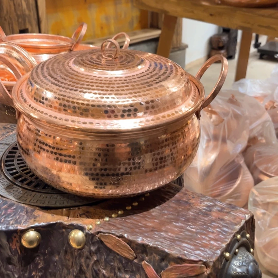 26原色锅手工锻打工艺