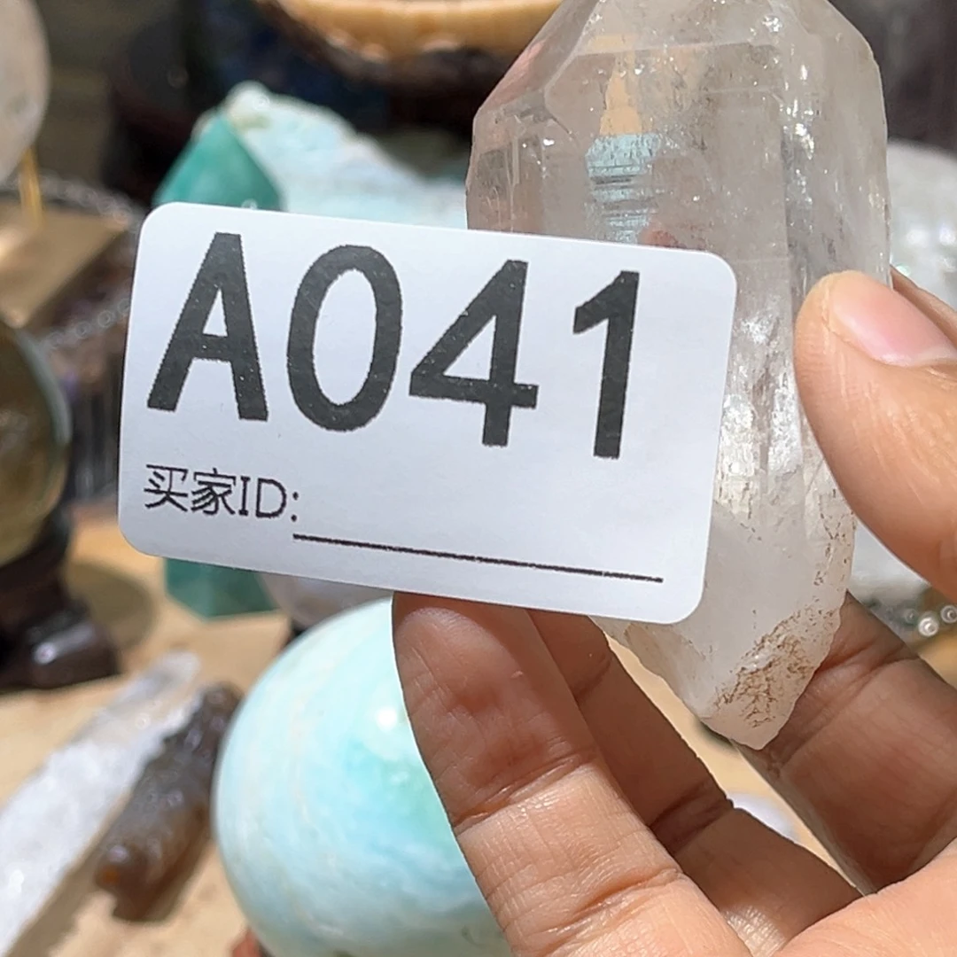 未镶嵌珠宝半成品水晶?*多样性发一个微瑕
