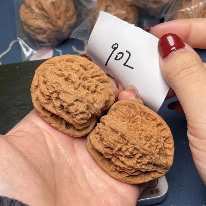 文玩核桃把件粗筋41