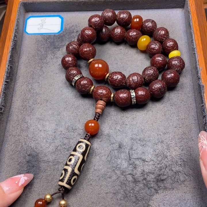 凤眼菩提吊坠菩提