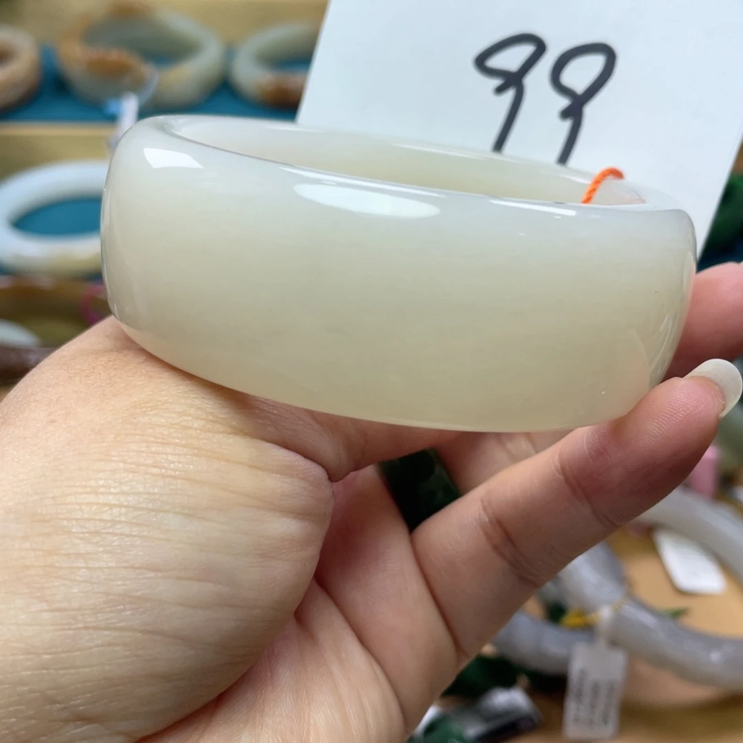 未镶嵌手镯和田玉圈口63