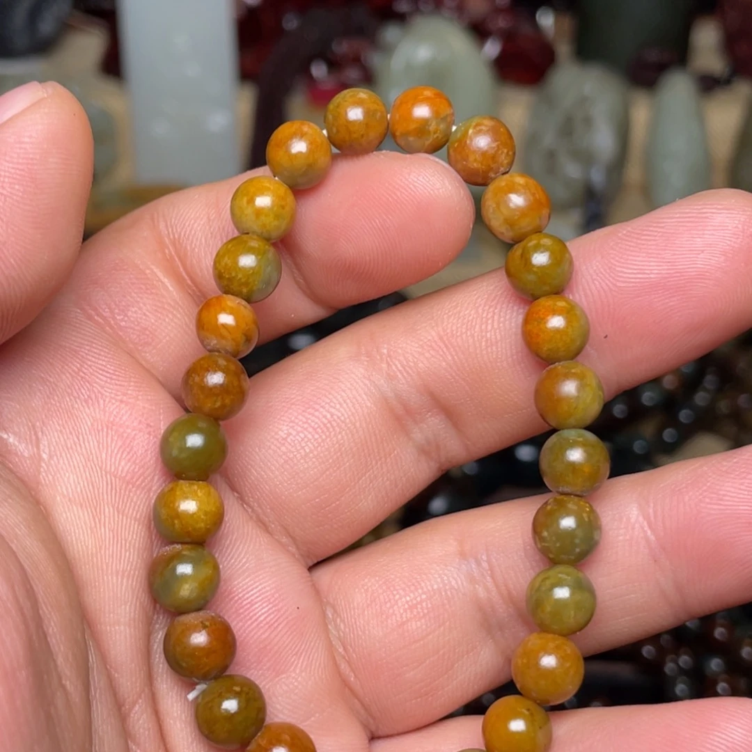 岫岩河磨玉（透闪石质玉）未镶嵌颈饰卡8半皮半肉