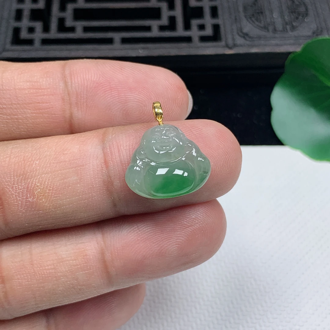 缅甸天然翡翠A货18K金扣冰飘绿佛公小吊坠尺寸13.9*16.1*4.6mm