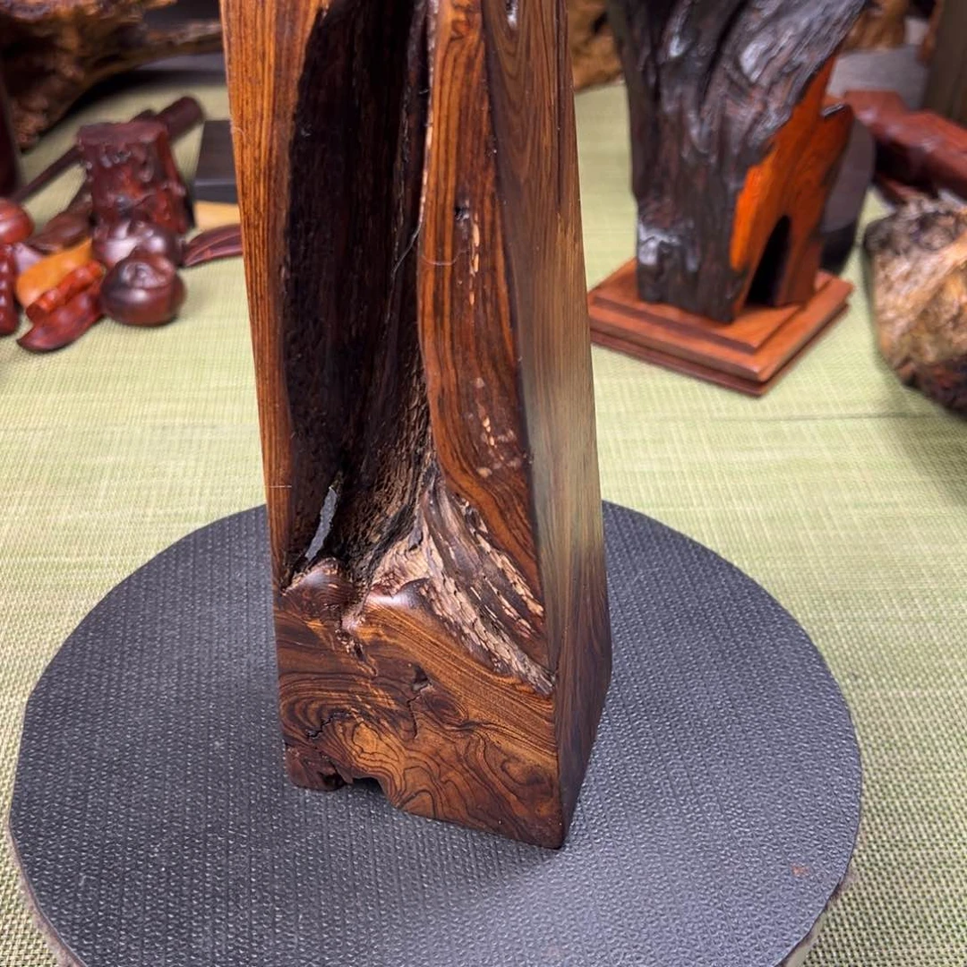 大果紫檀（缅甸花梨）工*