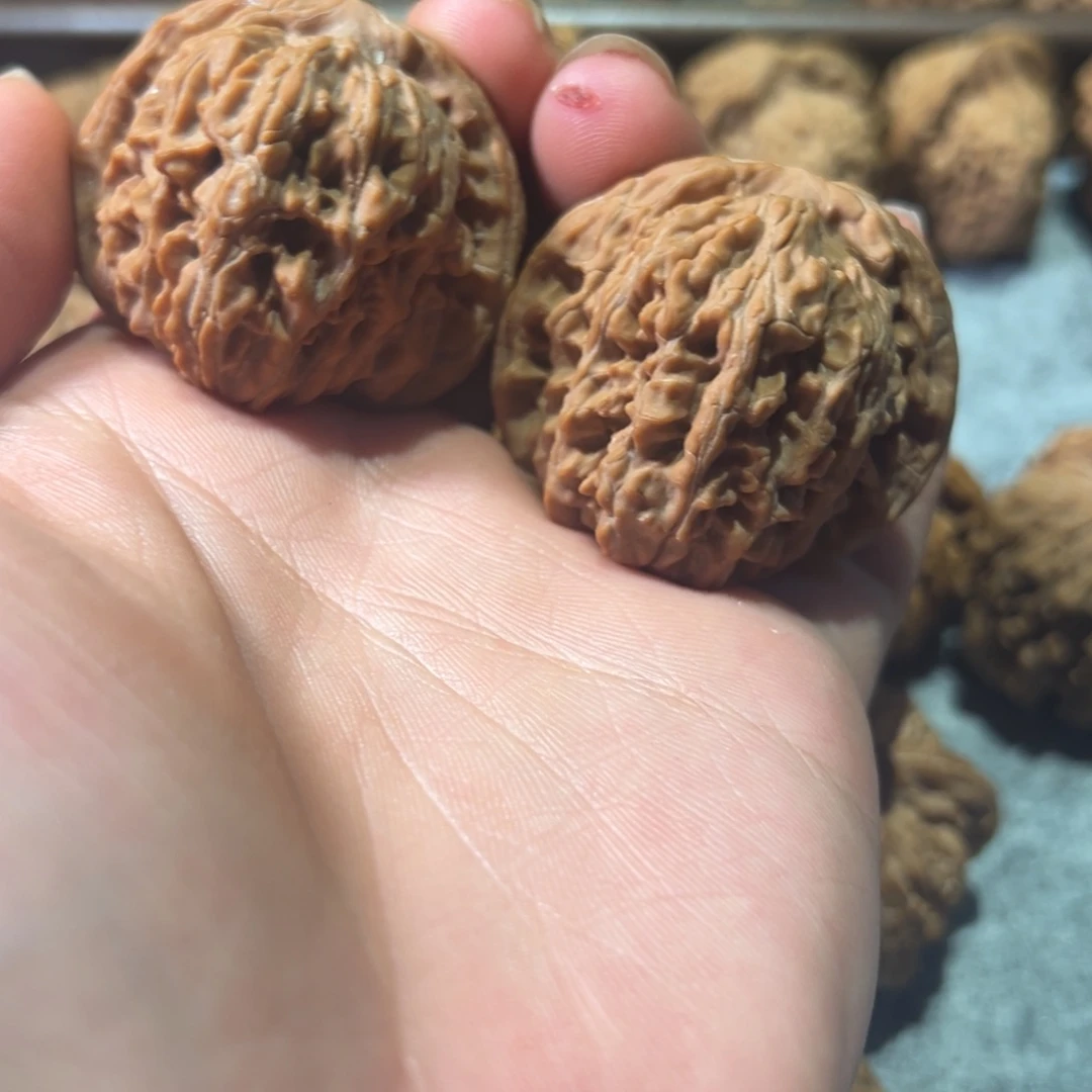 文玩核桃吊坠四座楼全品克重大42