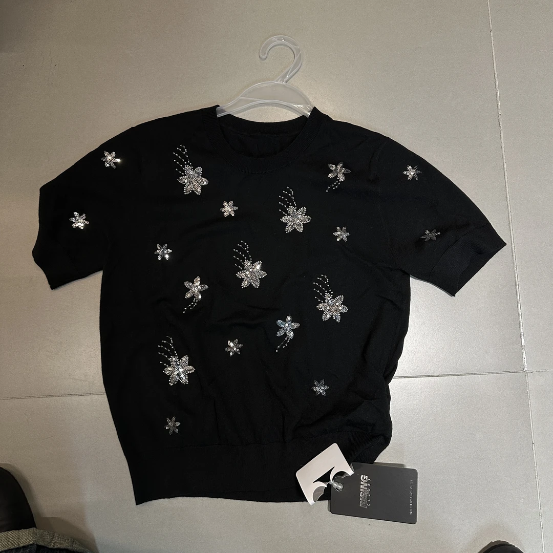 现【小云姐】舒适百搭星星亮片圆领短袖090098