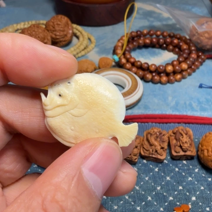 橄榄核手串/手链道****步核雕艺术