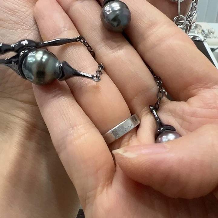 银S925镶嵌海水珍珠耳饰泥****）