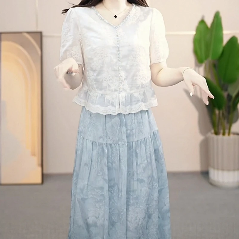 2025夏季新款时尚优雅高端精致减龄休闲拼接碎花遮肚假两件连衣裙