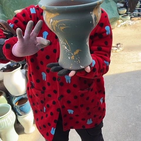 口21高23瑕疵盆子。