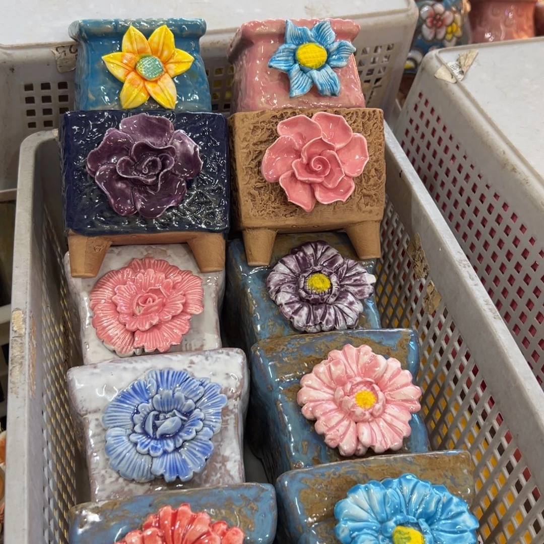 627 花盆拍满20元发货，退款拉黑