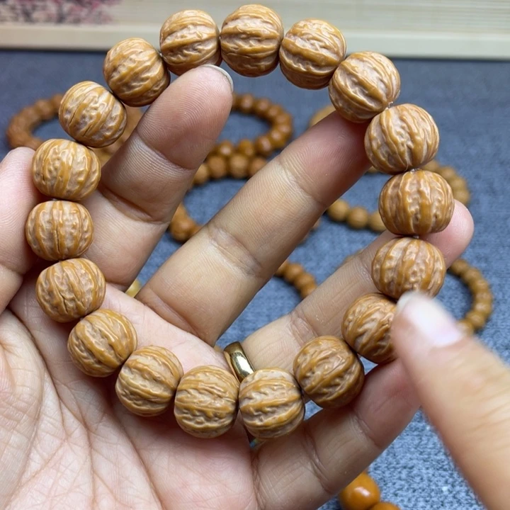 吊坠猴头核桃猴头