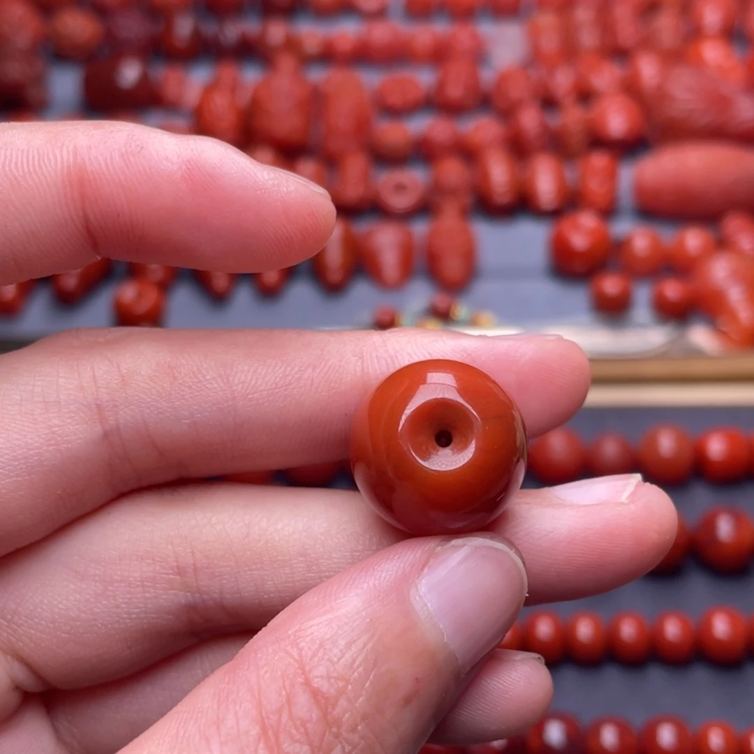 南红玛瑙其他未镶嵌W16.8瓦西柿子红苹果珠