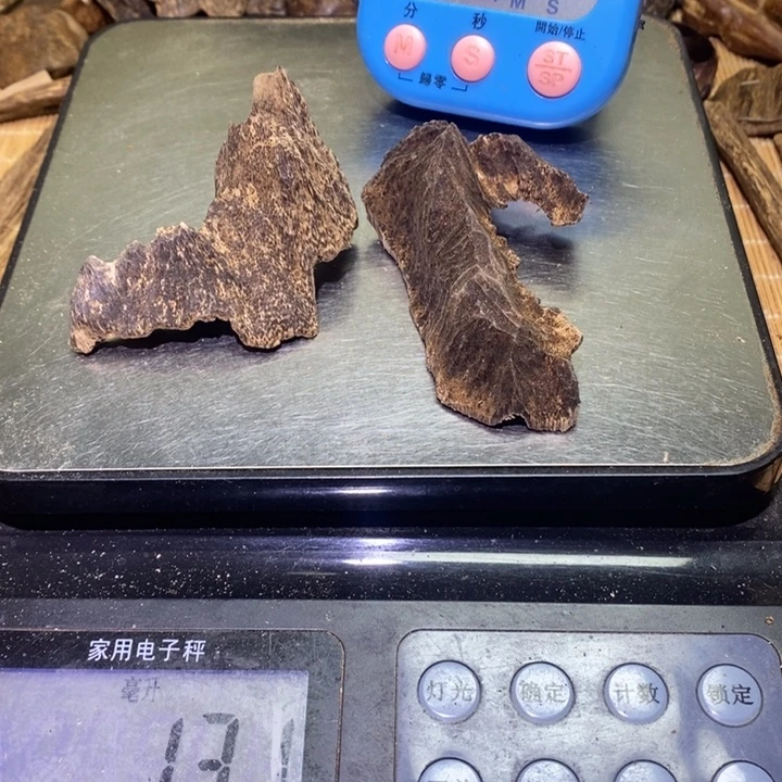 舟***隐沉香碎屑沉香海南