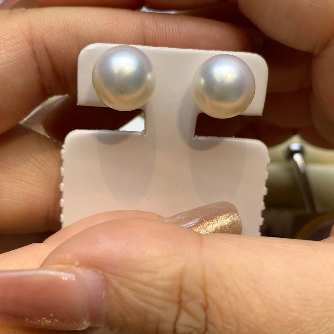 18K金镶嵌耳饰海水珍珠