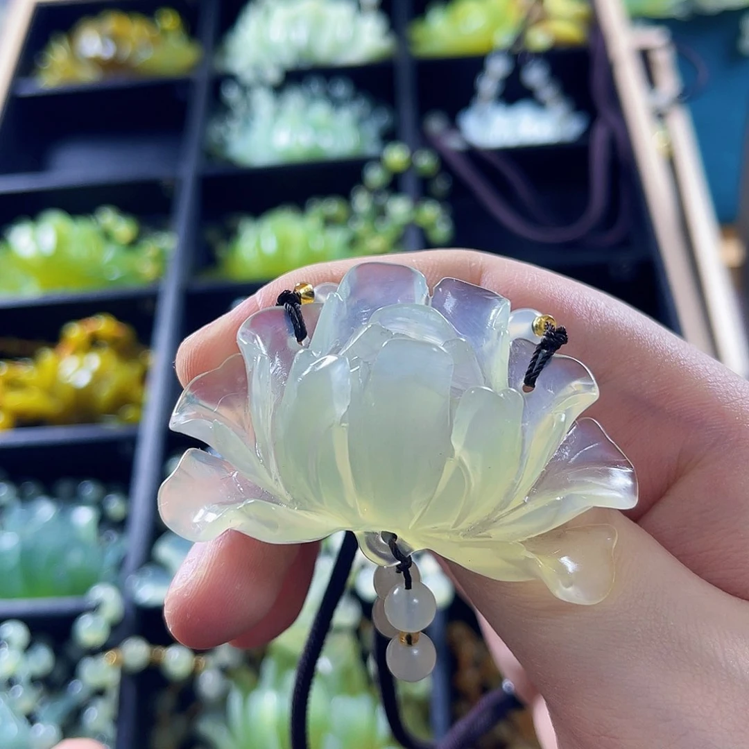 蛇纹石玉颈饰未镶嵌浅****?