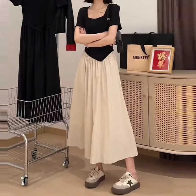 大码御姐轻熟风连衣裙夏季胖mm修身简约慵懒风法式方领百搭裙子