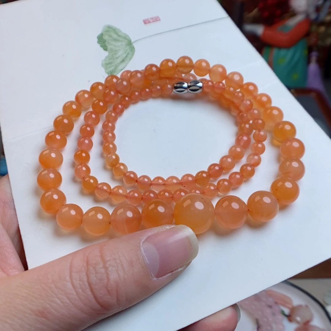 南红玛瑙颈饰未镶嵌