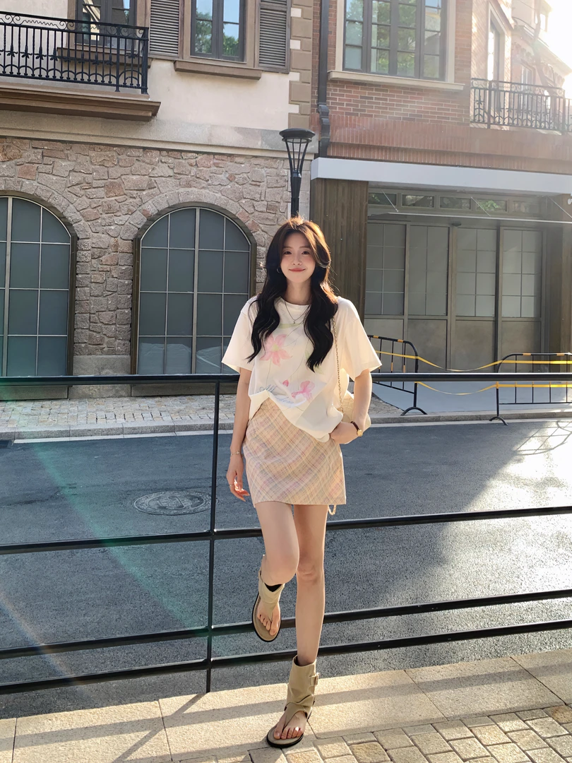 Even一雯【浅春芭乐】韩系高智感气质粉色格纹高腰A字裙摆ins感半裙