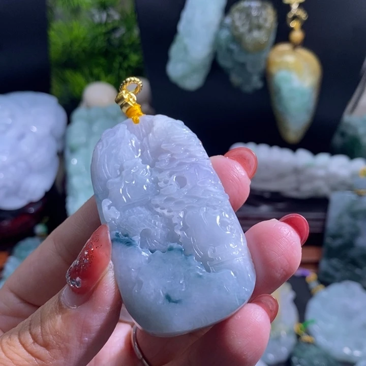【闪购商品】颈饰未镶嵌翡翠山水