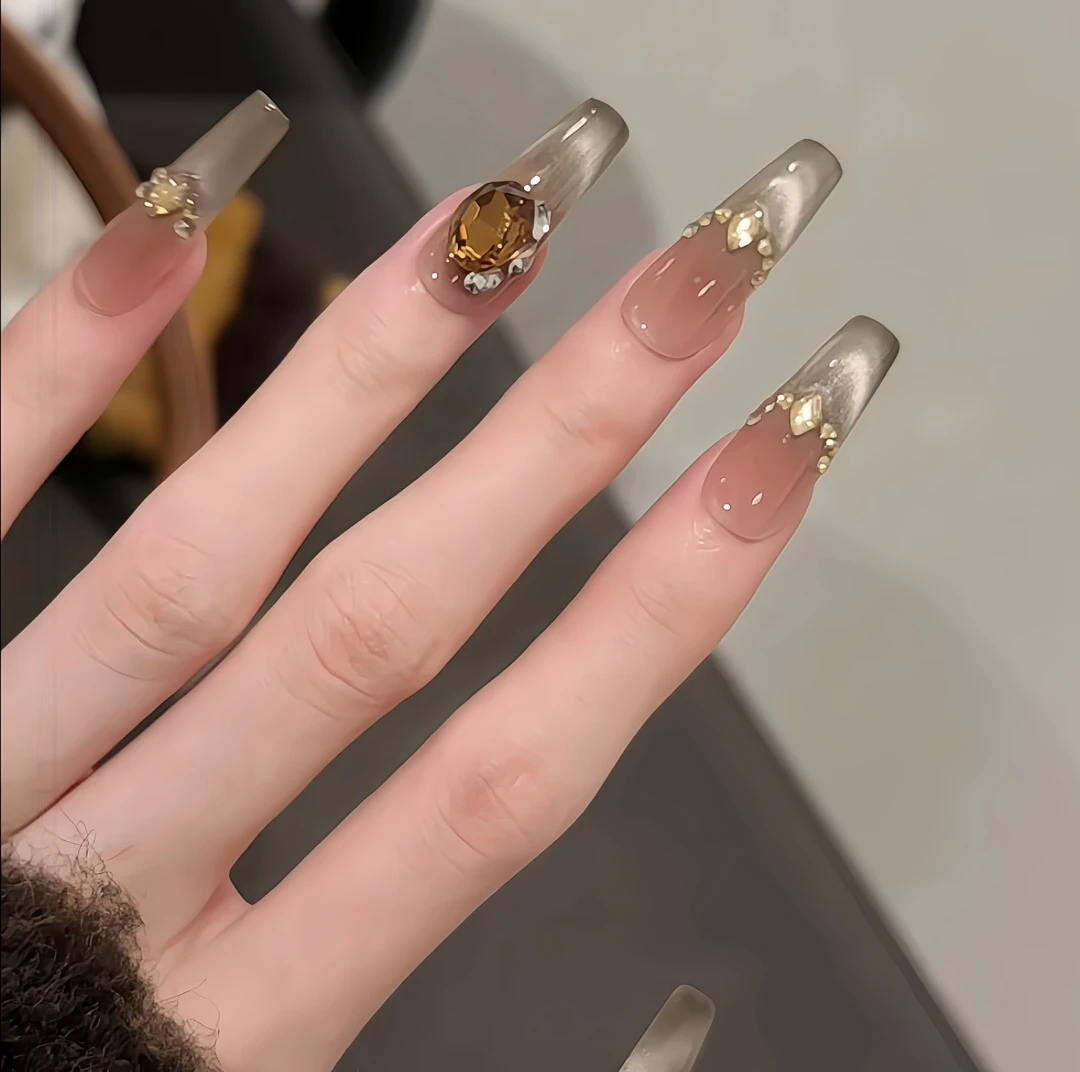 【乌龙茶】显白高级美甲渐变法式猫眼琥珀香槟堆钻纯手工穿戴甲