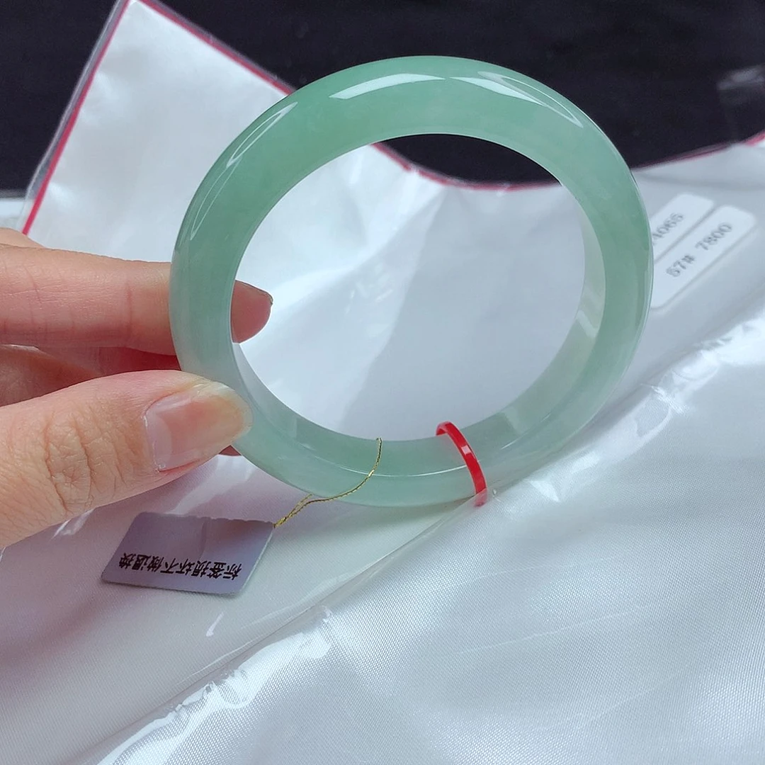 翡翠手镯未镶嵌57圈065