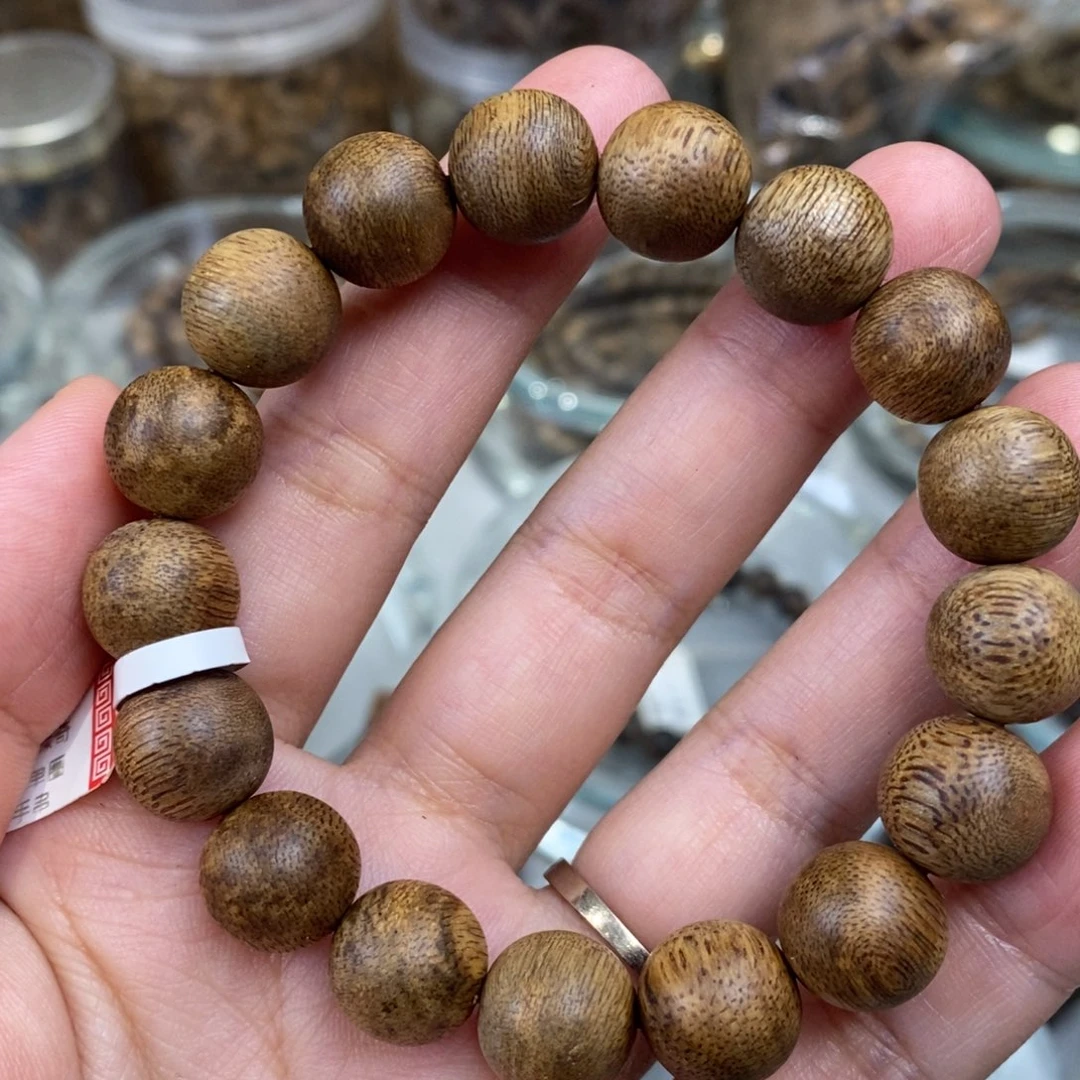 沉香碎屑沉香E634海南莺歌绿奇1.2单圈