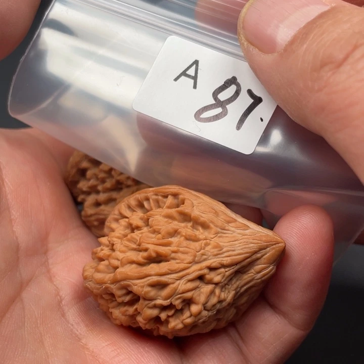 文玩核桃吊坠小*、大古石37