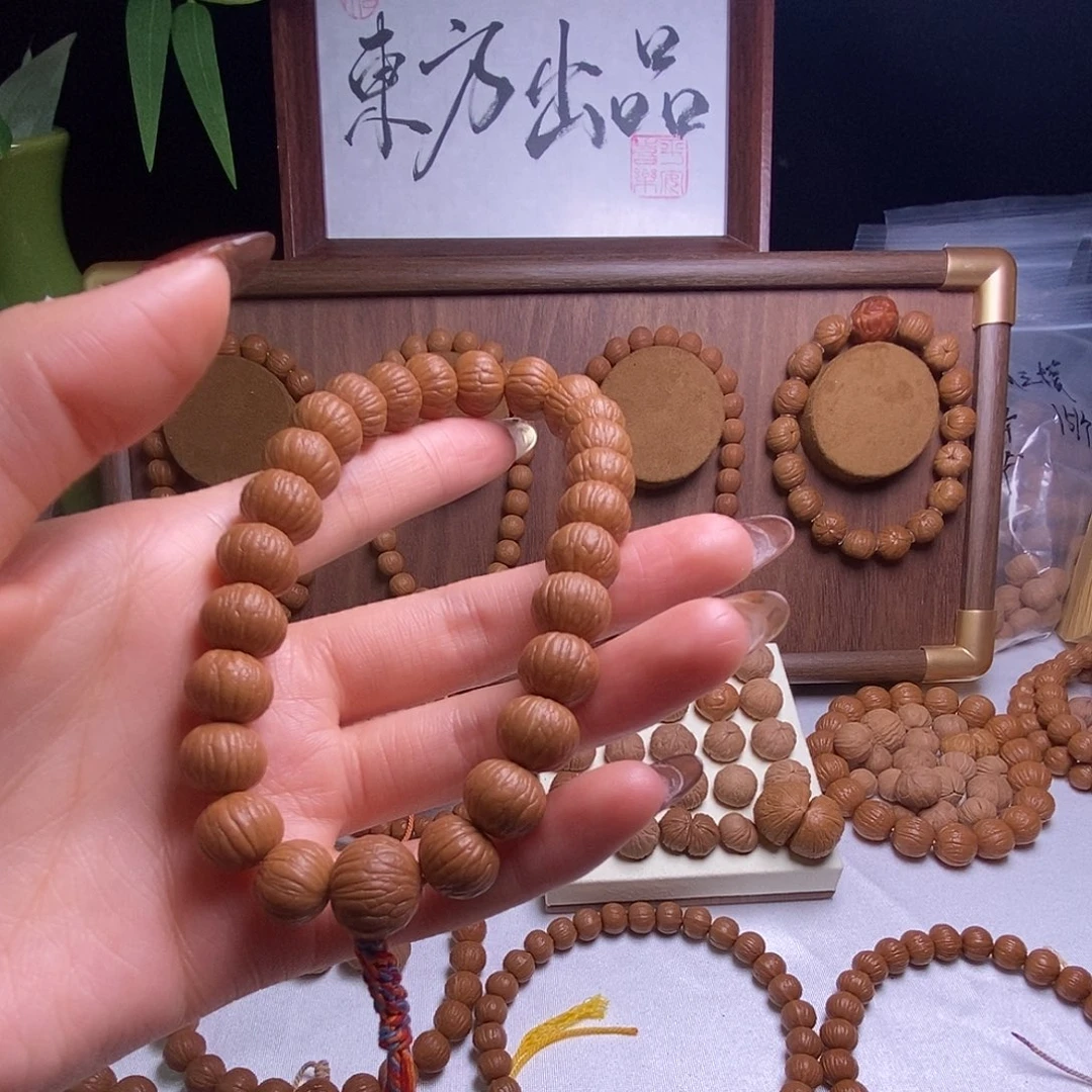 吊坠文玩核桃蓦**首