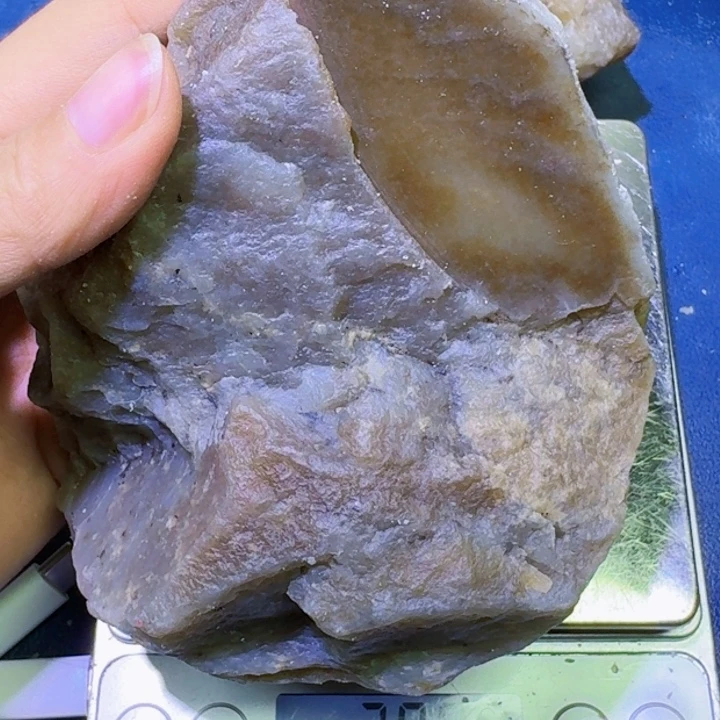 和田玉未镶嵌珠宝半成品