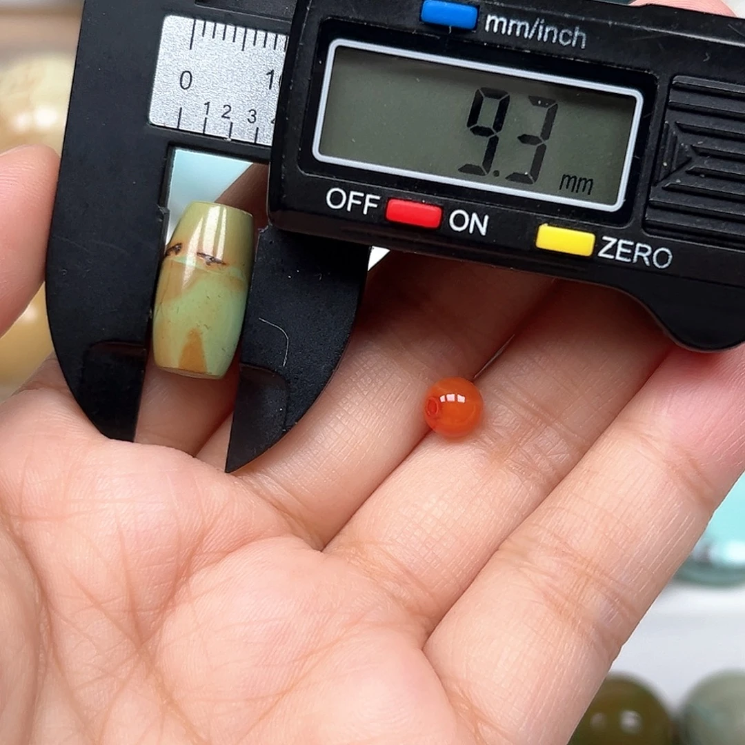 未镶嵌南红玛瑙珠宝奇石