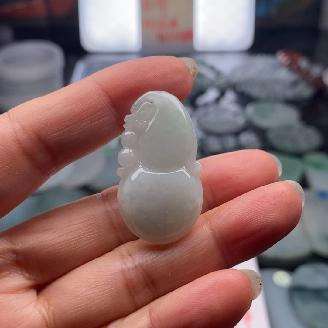 定制翡翠未镶嵌小葫芦