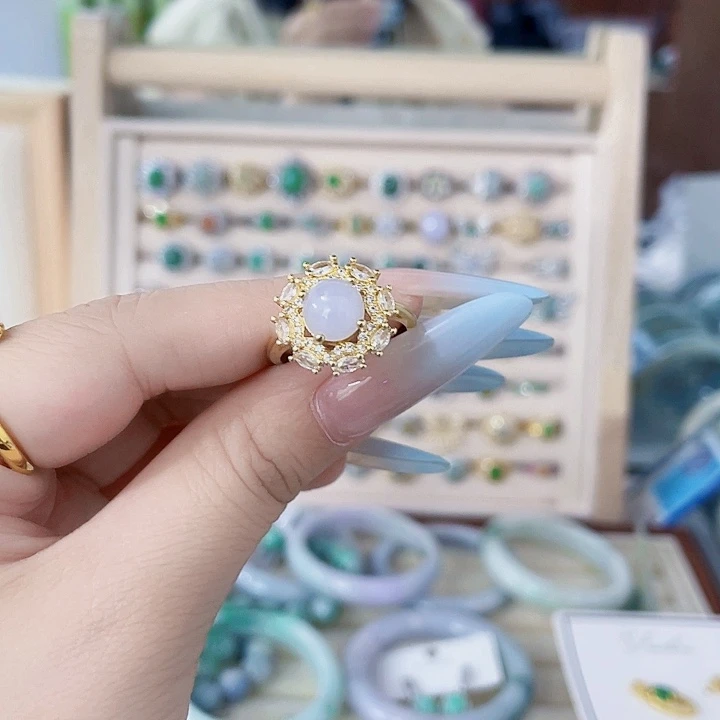 翡翠未镶嵌颈饰天然翡翠Ａ货