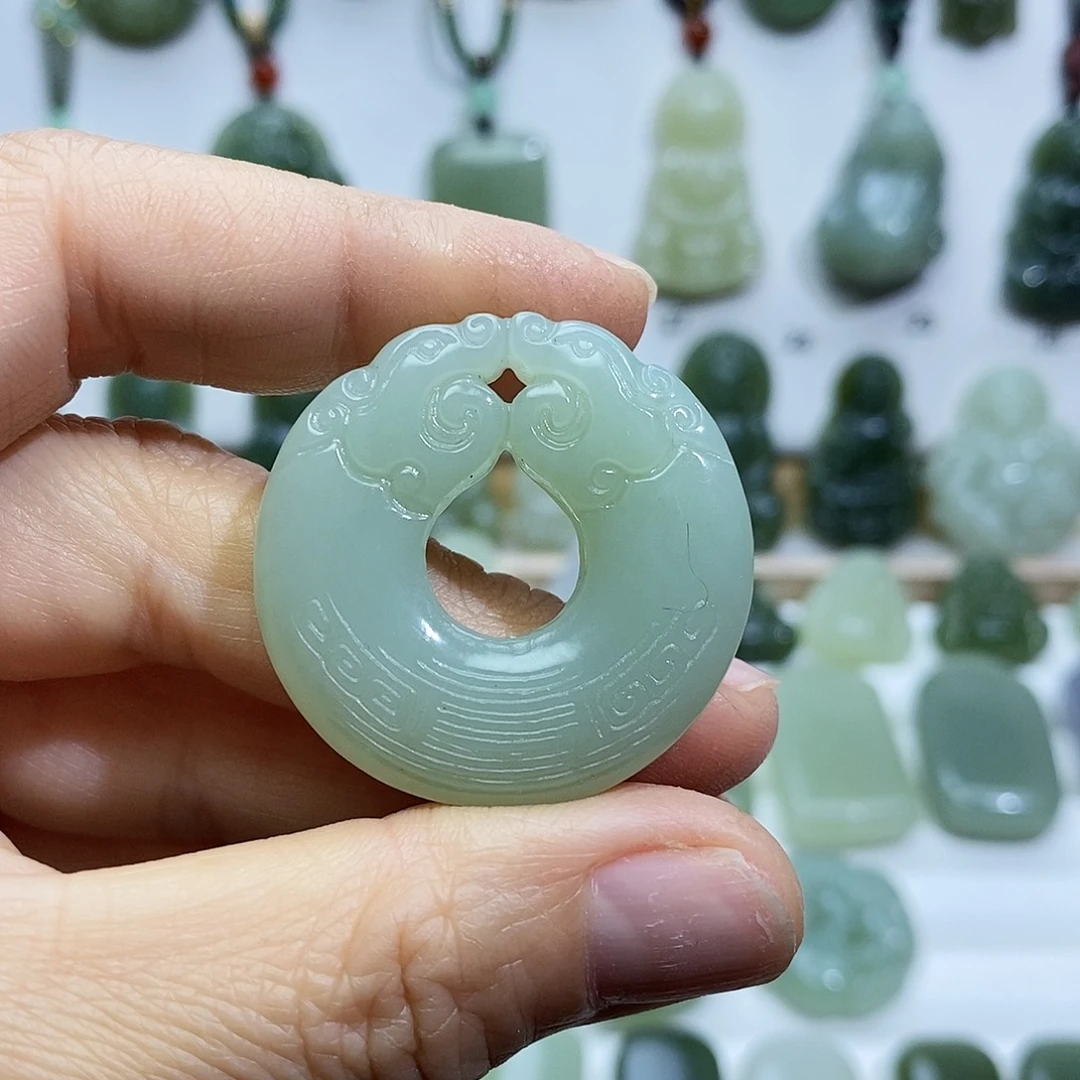 和田玉未镶嵌颈饰满*