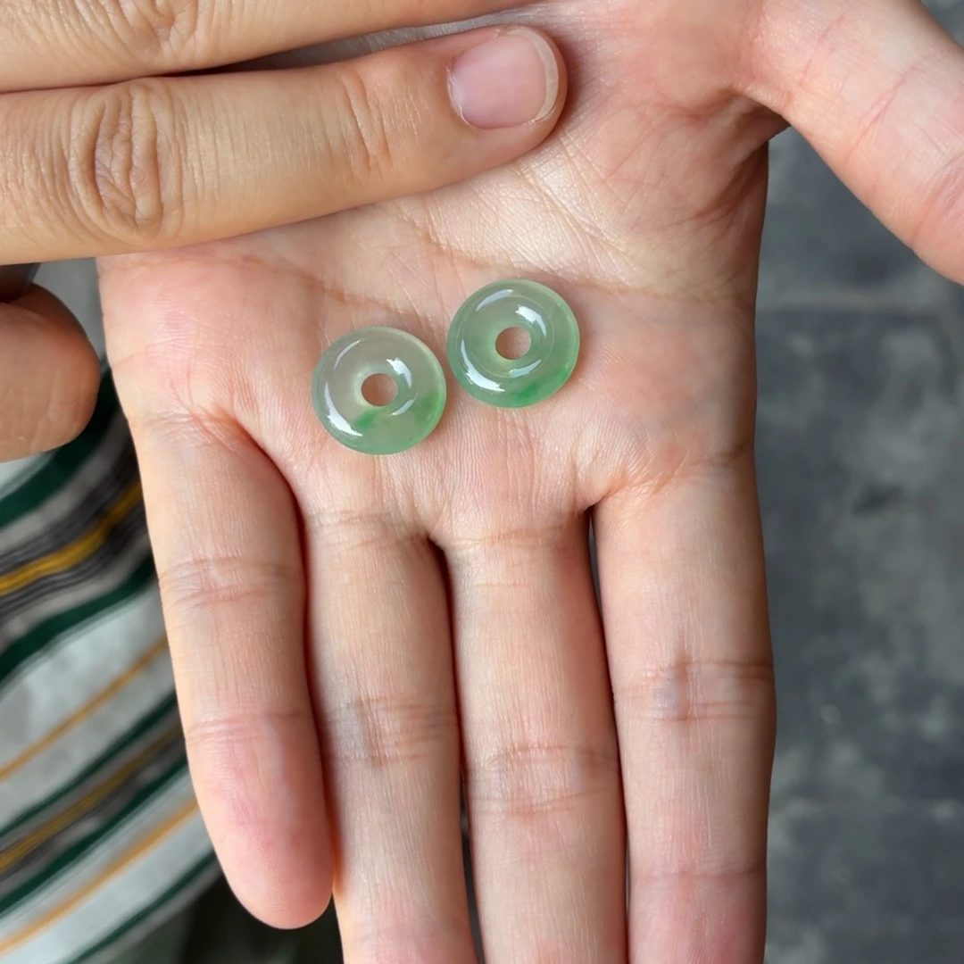 翡翠未镶嵌颈饰天然缅甸翡翠平安扣