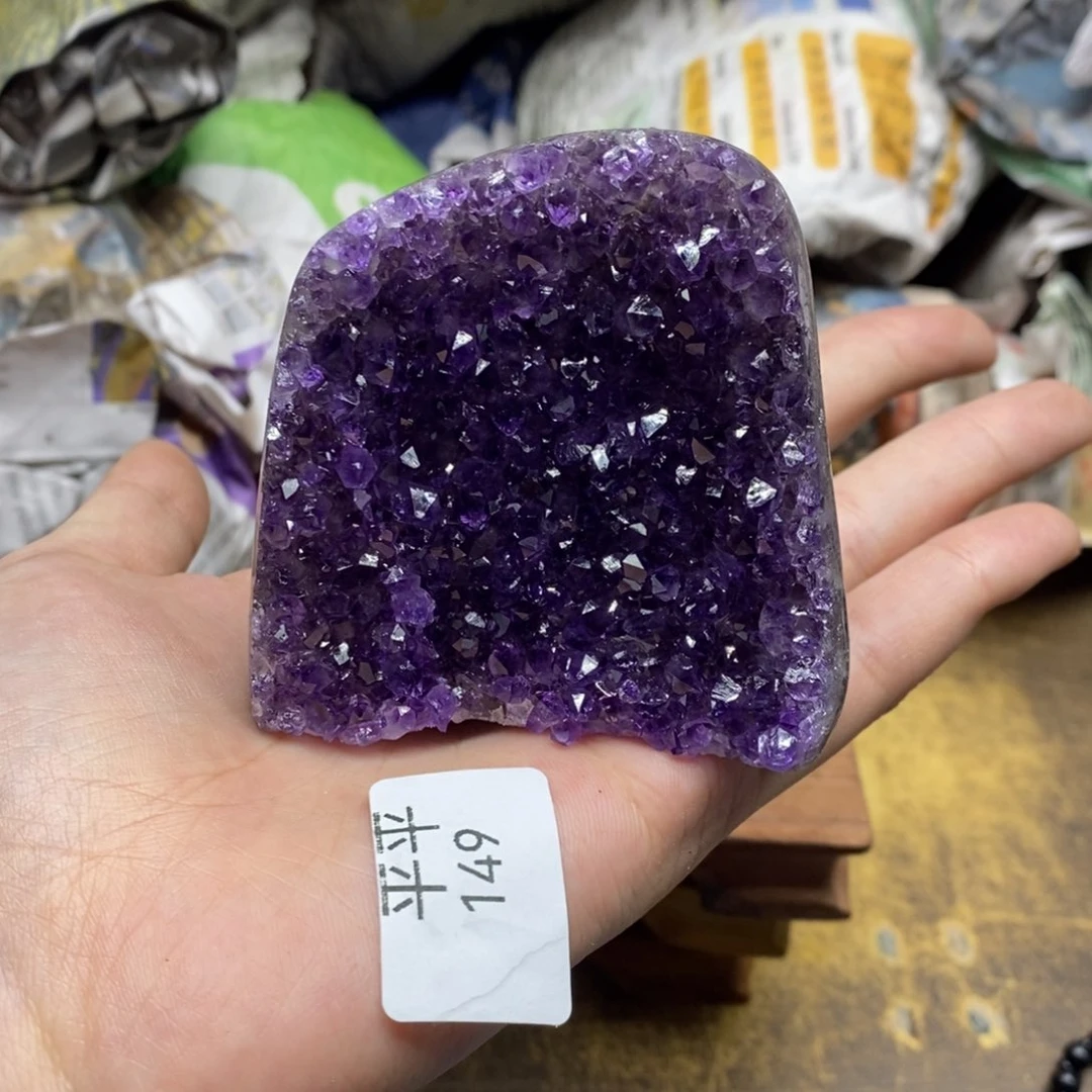 紫晶乌拉圭未镶嵌