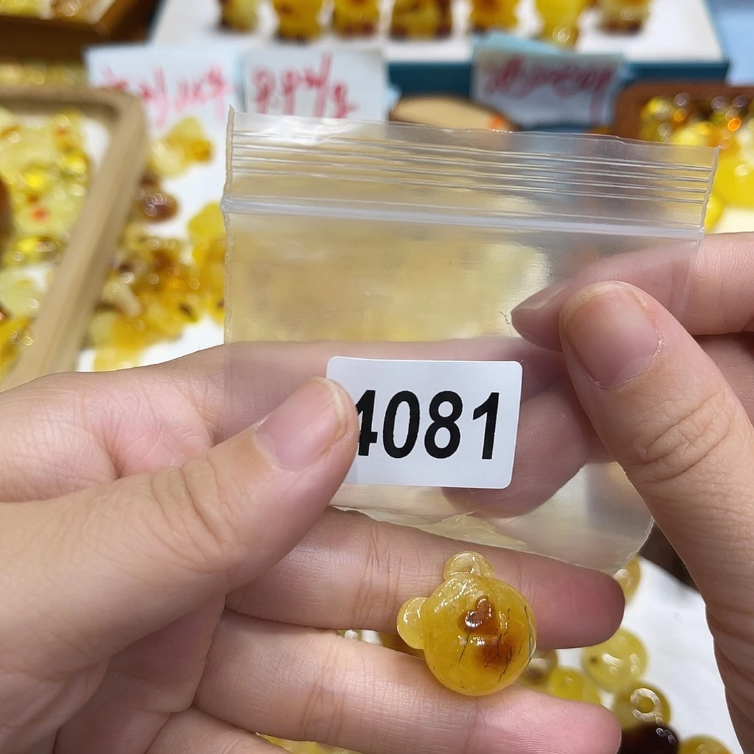 琥珀未镶嵌珠宝奇石