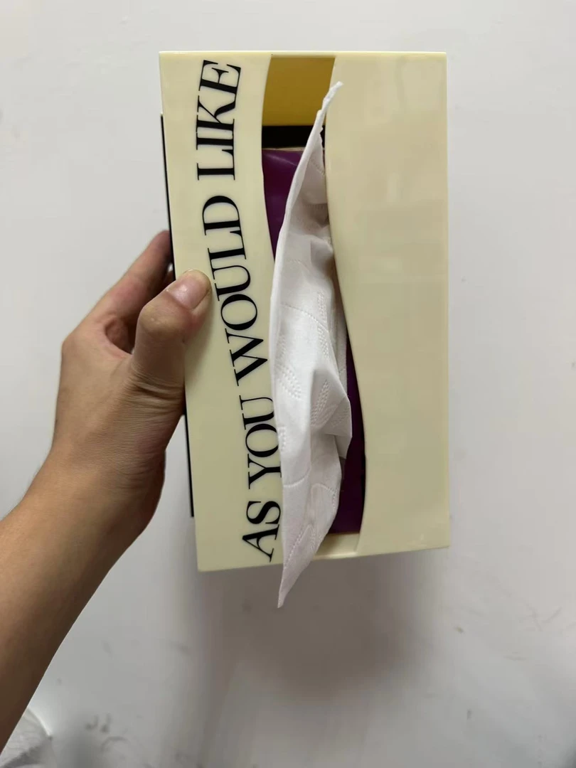 轻奢波浪桌面纸巾盒