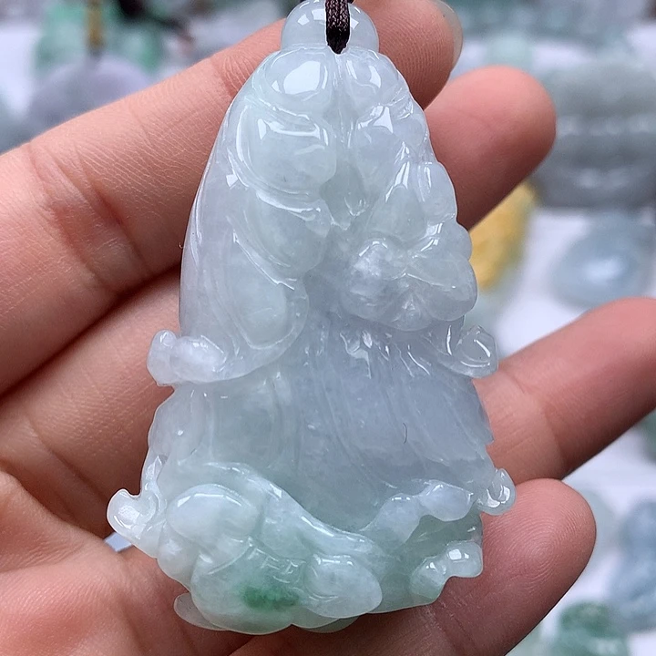 翡翠未镶嵌颈饰百财两面工艺福利卡厚16+