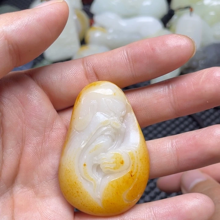 未镶嵌和田玉挂件