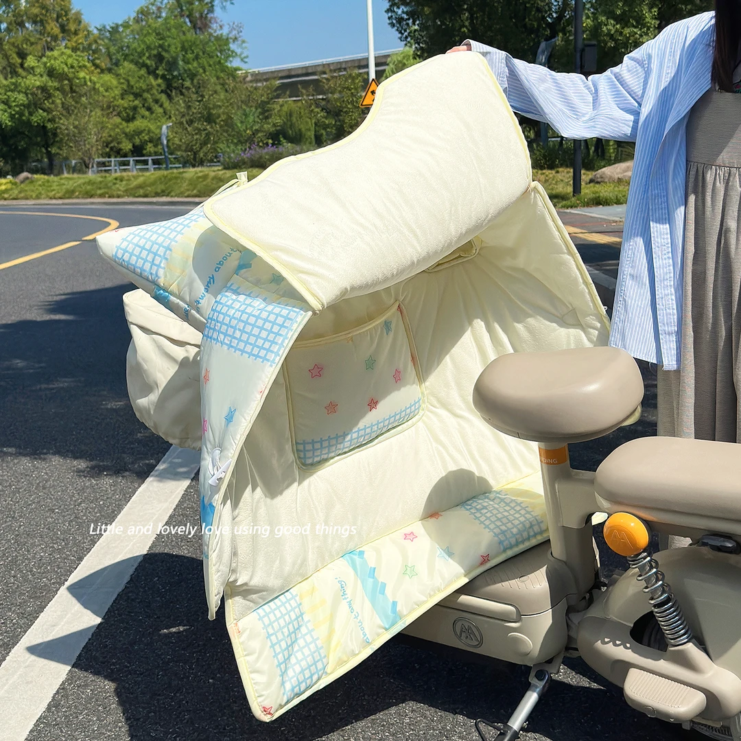 电动车挡风被2025新款御寒冬季加绒加厚高颜值电瓶车防风防雨水罩