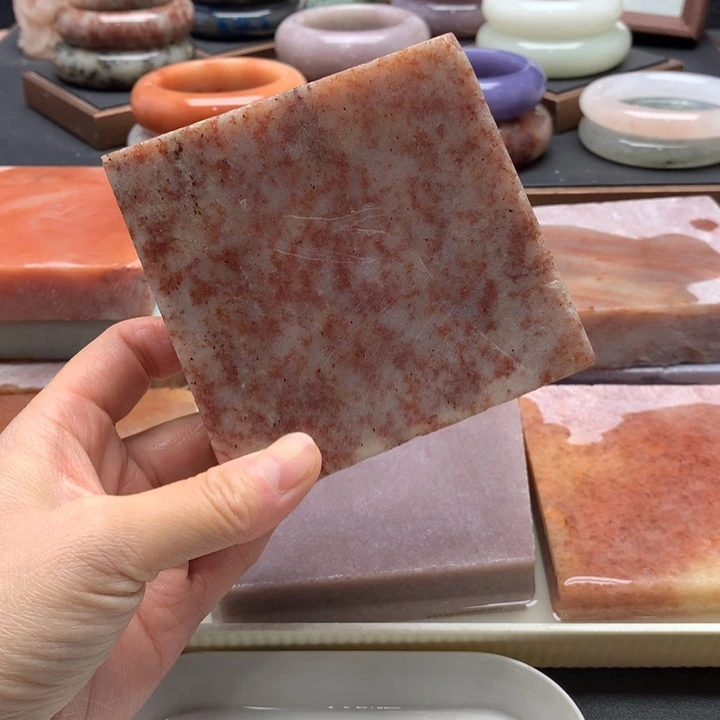 石英岩玉未镶嵌手镯