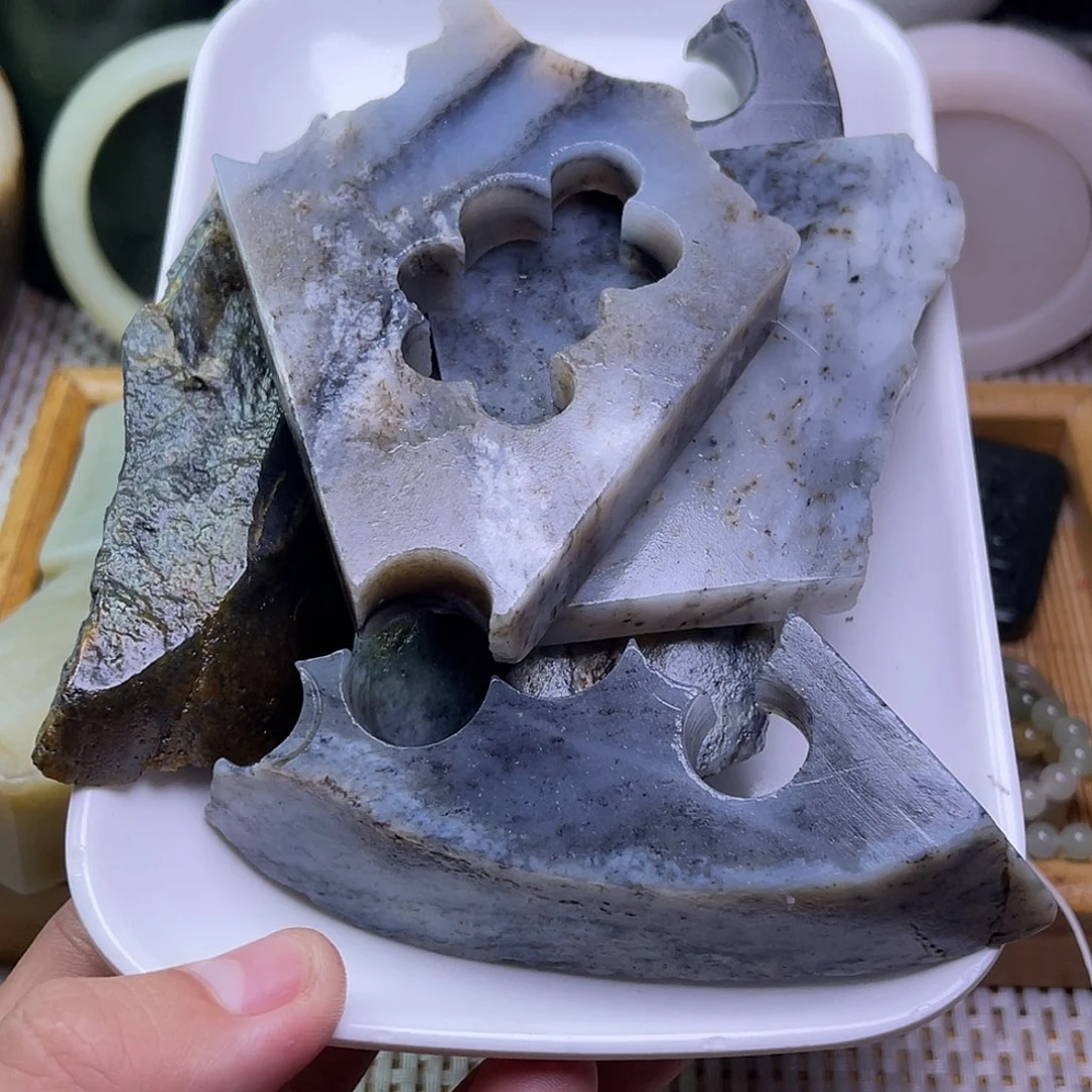 未镶嵌和田玉车挂