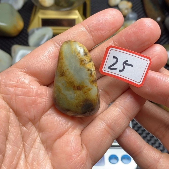 未镶嵌和田玉把件25