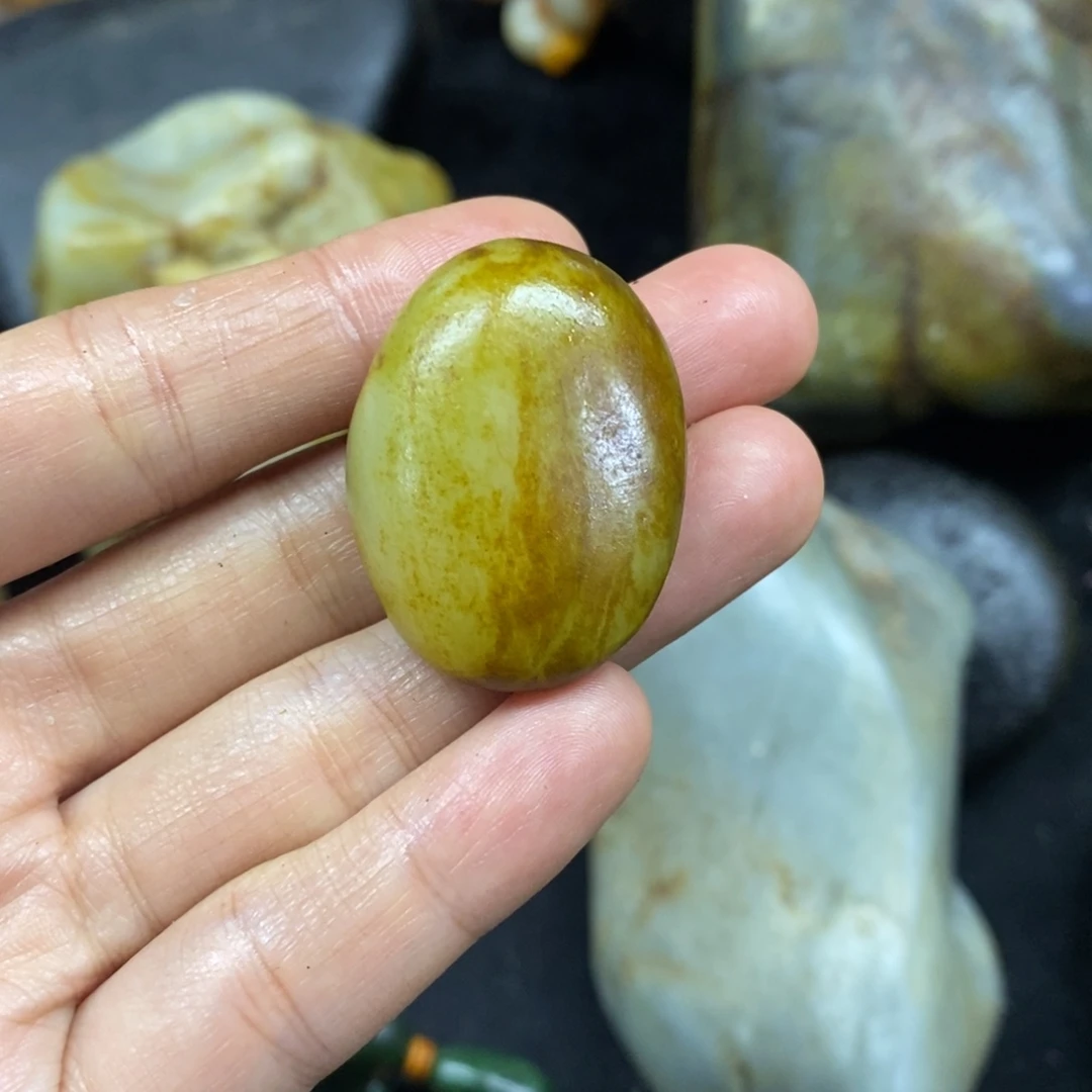 未镶嵌和田玉挂件听**海