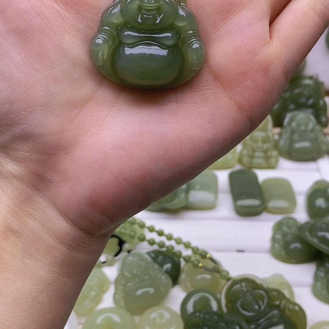 和田玉未镶嵌颈饰好****茶