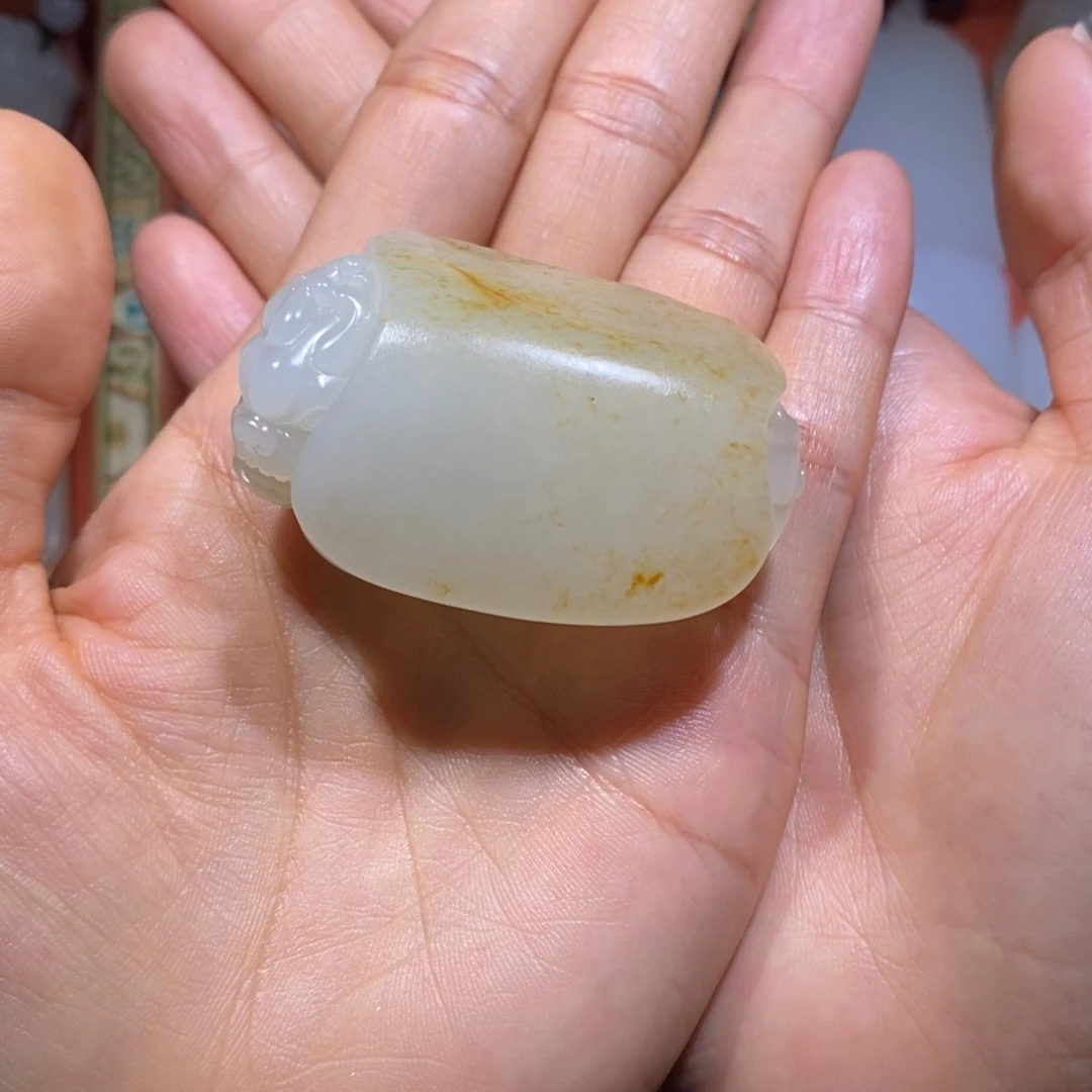 未镶嵌和田玉车挂刘*坤