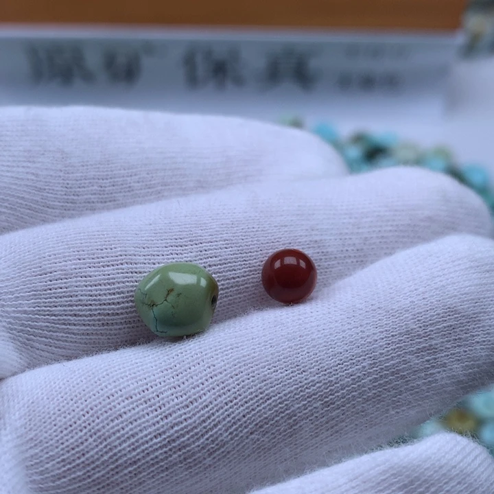 南红玛瑙未镶嵌珠宝奇石