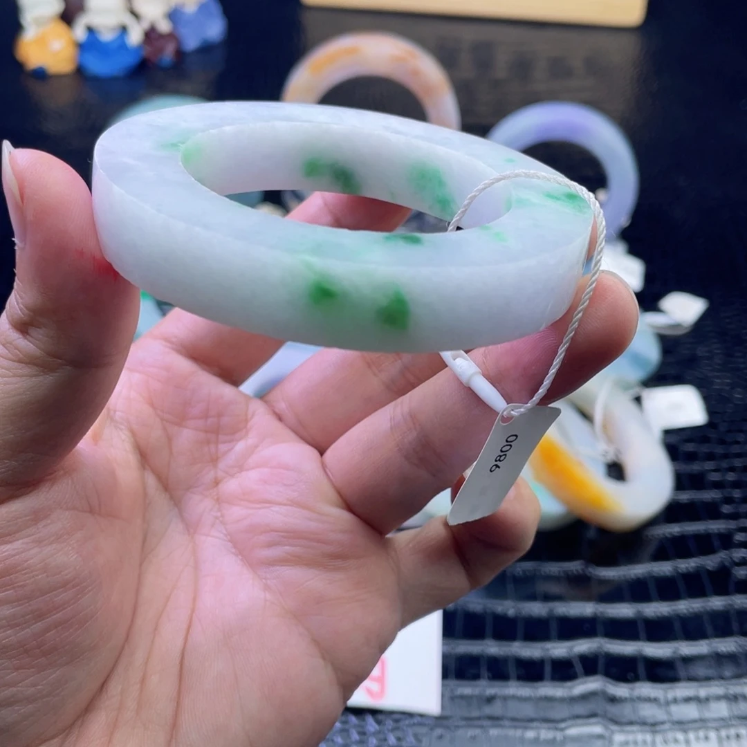 未镶嵌翡翠定制翡翠