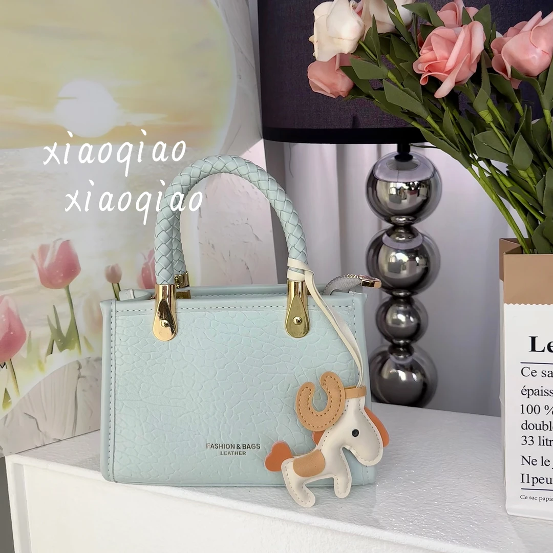 旋转木马精致小方包百搭真皮女包-Merry go round -2025